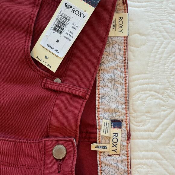 Roxy Suntripper Color Jeans Skinny Fit Red Denim 28 NWT - Picture 9 of 11